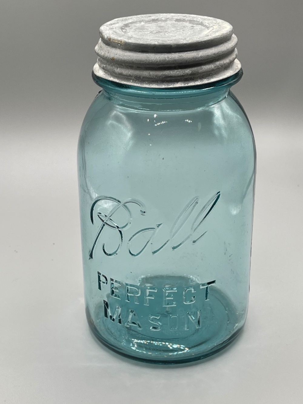Vintage Ball Blue Glass Perfect Mason Jar #8 with zinc screw on lid